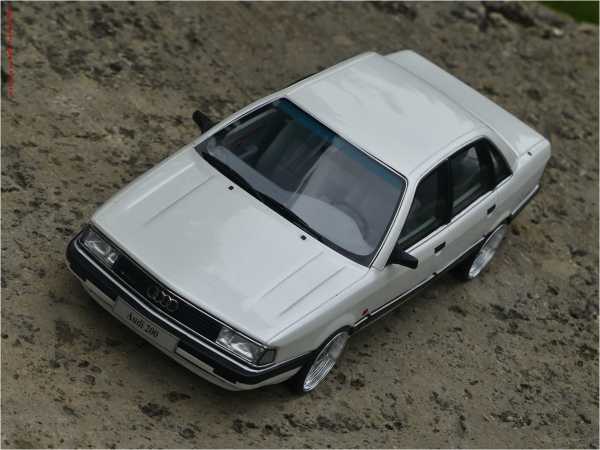 1:18 Audi 200 Quattro 20V bj.1989 Withe inkl. OVP